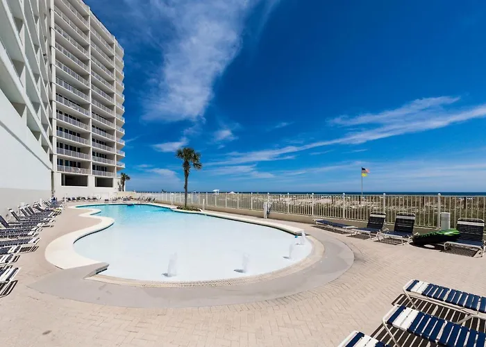 Lighthouse 714 Aparthotel Gulf Shores